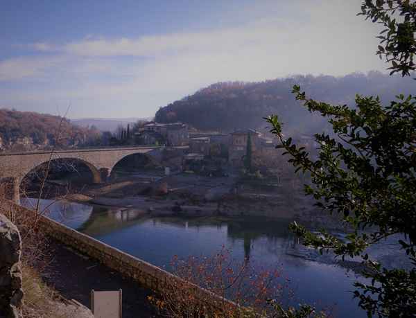 Morgennebel am Fluß