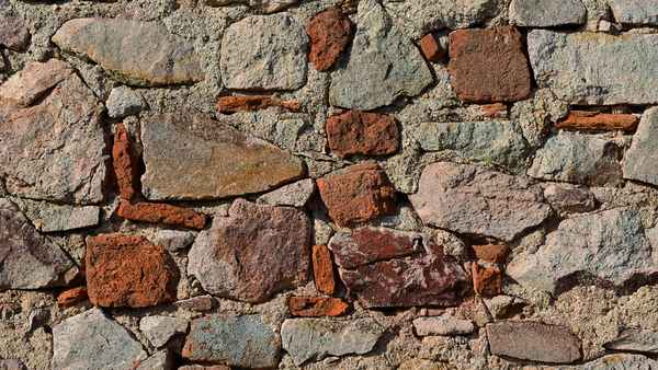 Bruchsteinmauer