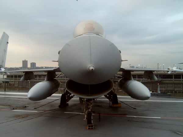 F-16 Falcon