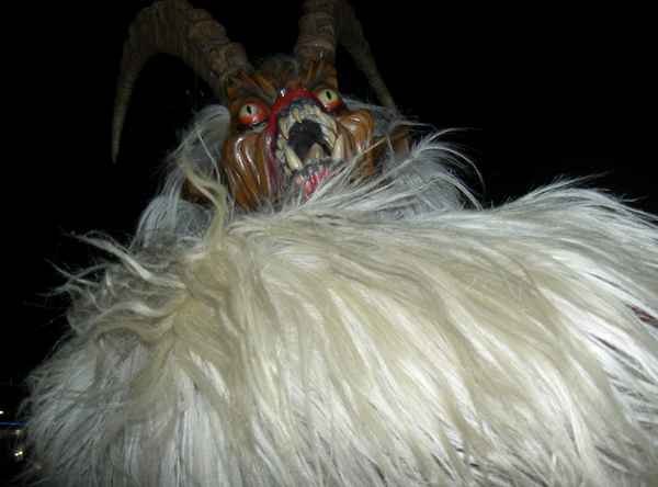 Perchtenlauf
