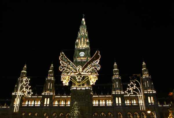 Die Lichter funkeln festlich