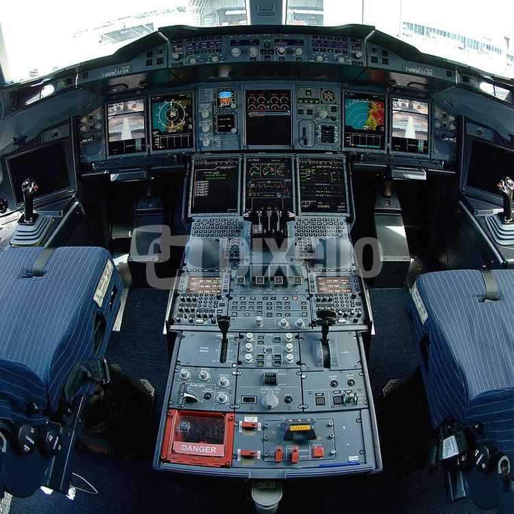 cockpit A380