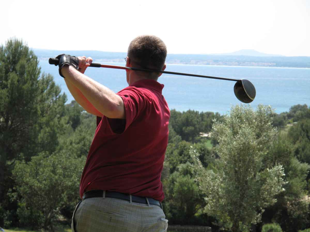 Golfer