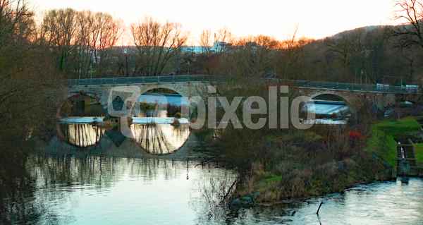Steinbogenbrücke