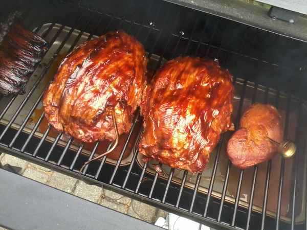 Grill/Smoker 1