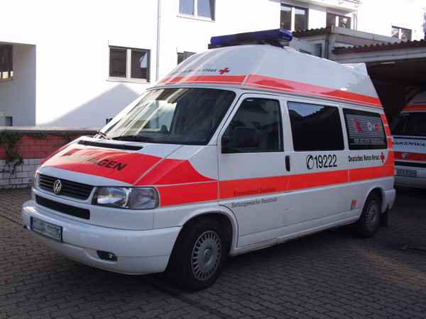 Krankentransportwagen .