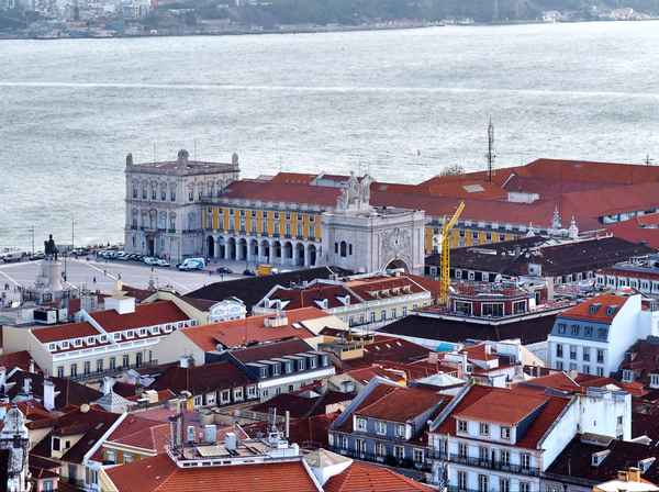 Panorama Dächer und Tejo Lissabon
