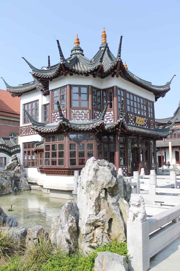 Seitenansicht Teehaus