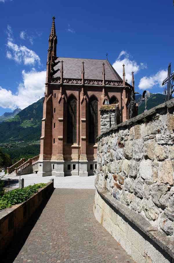 Mausoleum zu Schenna