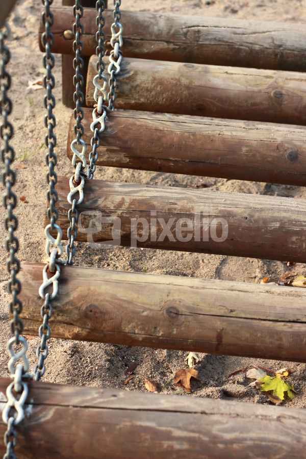 Wackelbrücke für Kinder