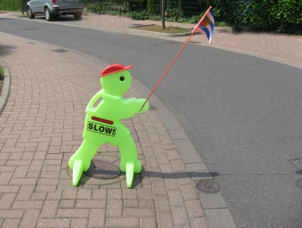 Bitte langsam fahren!