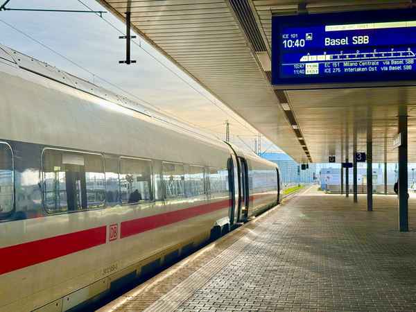 ICE nach Basel