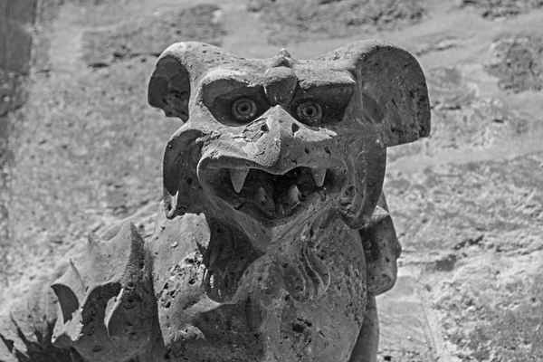 Dämon
