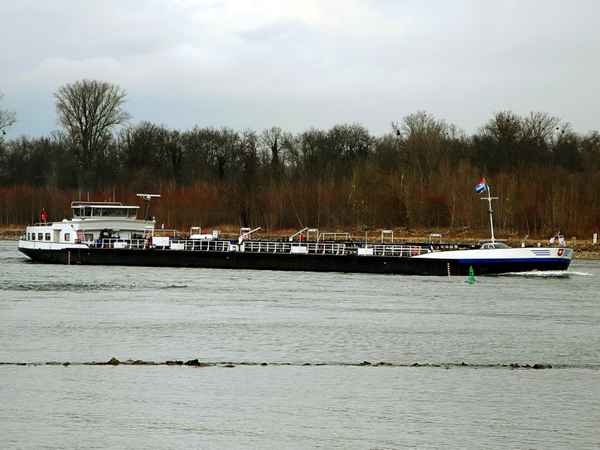 Binnenschiff