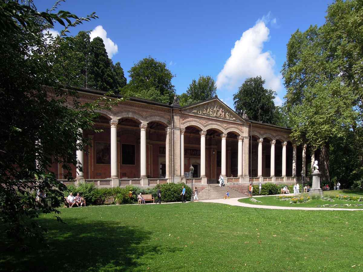 Baden Baden -Trinkhalle