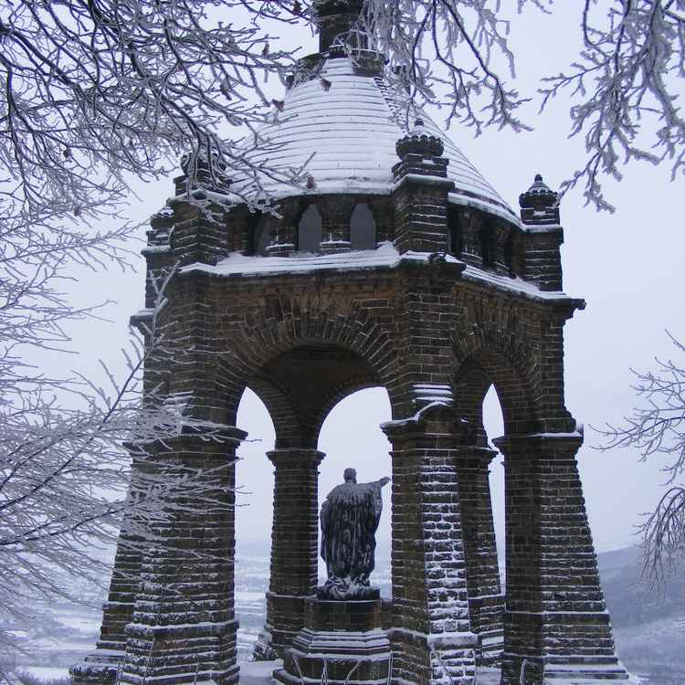 Kaiser-Wilhelm-Denkmal im Winter