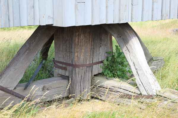Fu&szlig; einer Bockwindm&uuml;hle