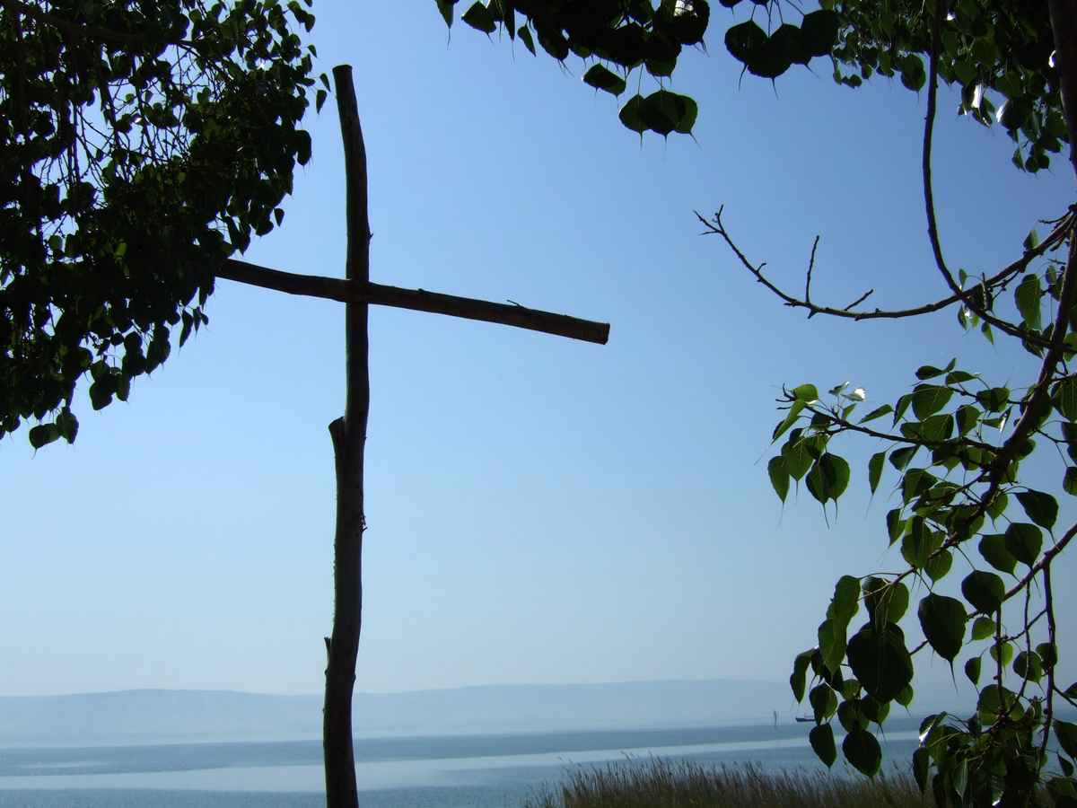 Kreuz am See Genezareth