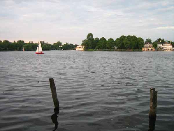 Hamburg Alsterufer02