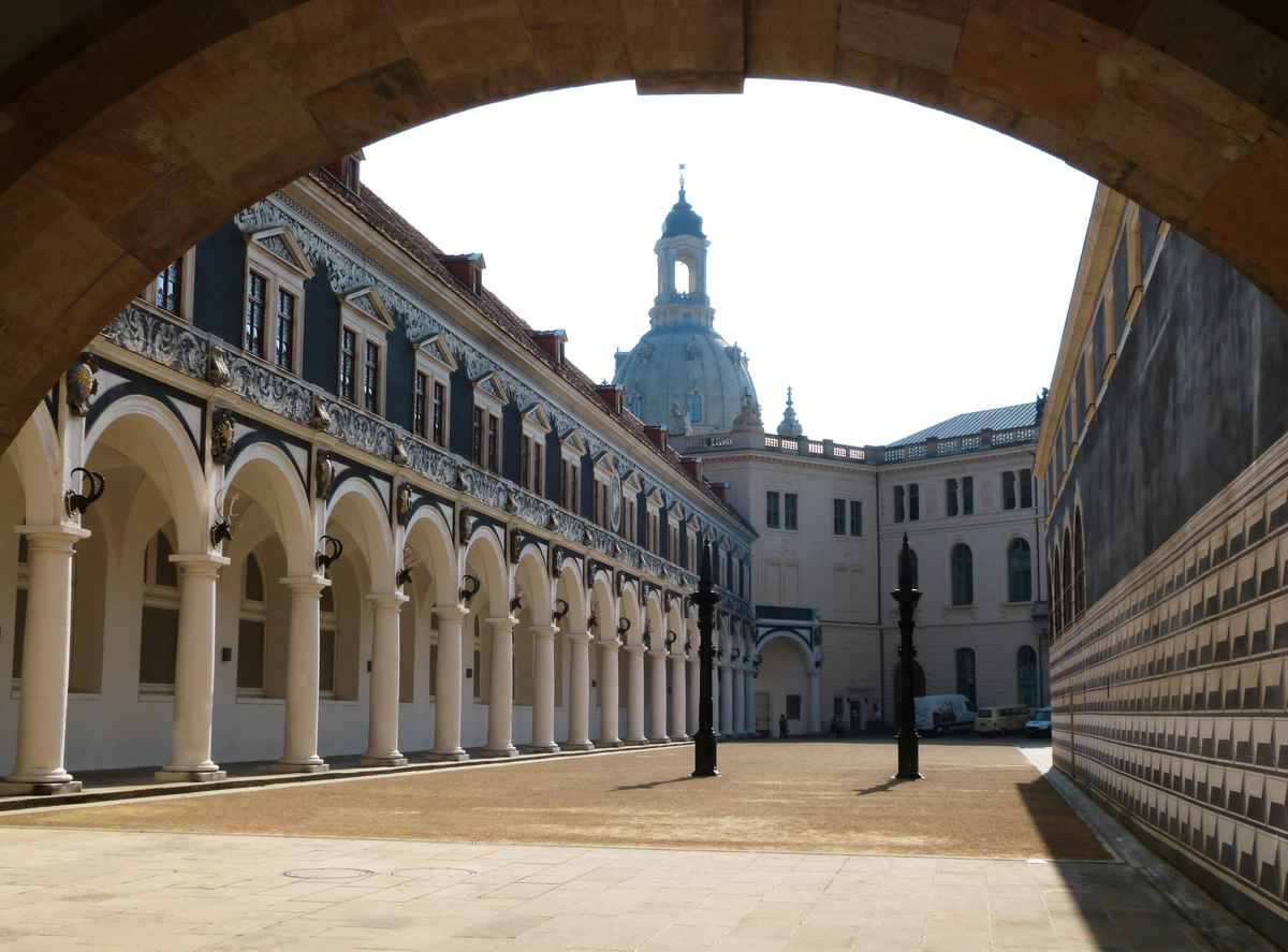 Stallhof im Dresdener Schloß