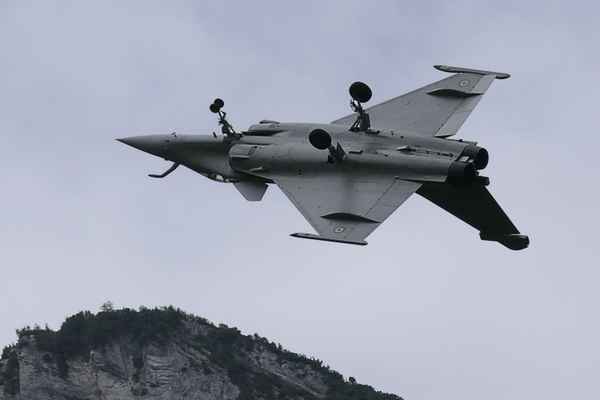 Rafale zum Landen vorbereitet