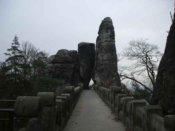 Menschneleere Basteibrücke im Februar