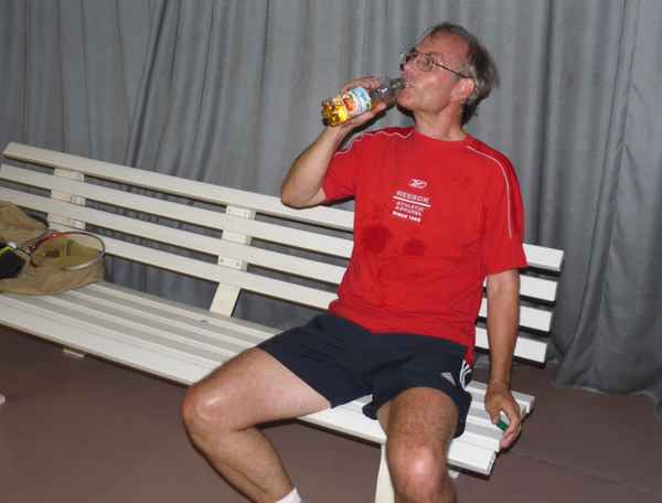 Fitte Senioren: Flüssigkeit auffüllen