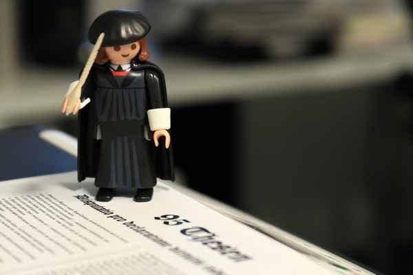 Martin Luthers 95 Thesen  Playmobil-Figur Martin Luther