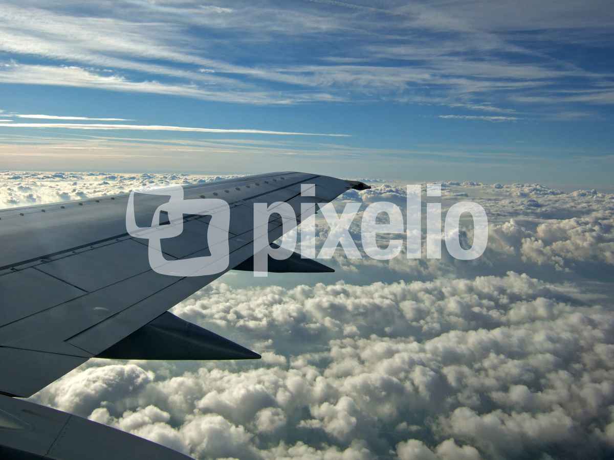 Über den Wolken