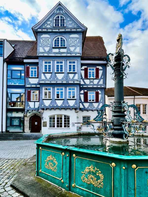 Riegersches Haus in Nürtingen mit Marktbrunnen