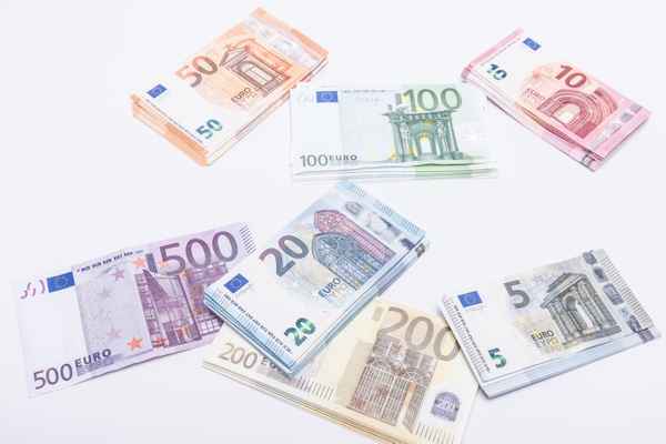 stapel voll Geld