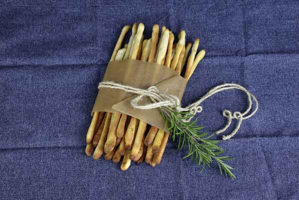 Grissini mit Rosmarin