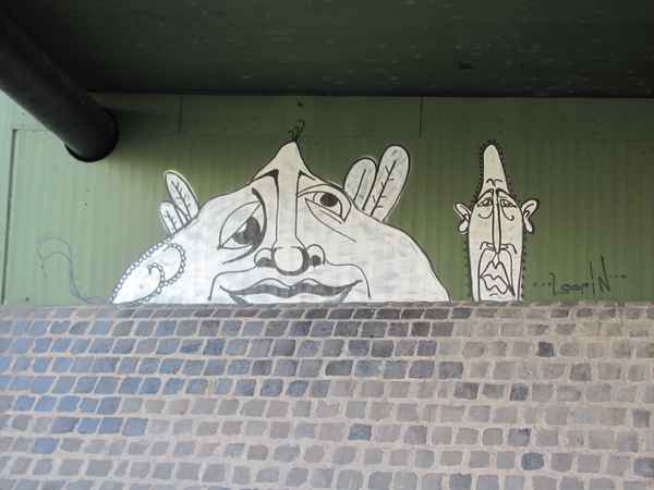 Grafitti unter der Brücke