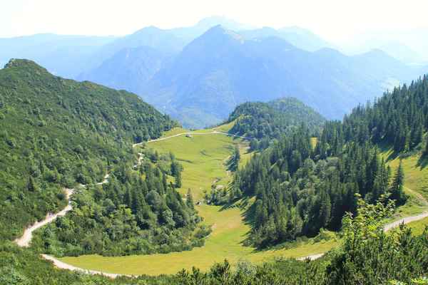 Wanderwege soweit das Auge reicht 01