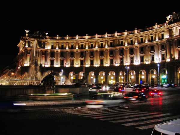 Rom_Piazza della Repubblica 2