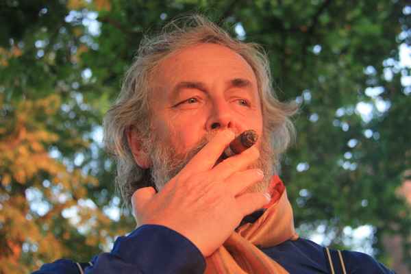 Sunset Cigar Smoker