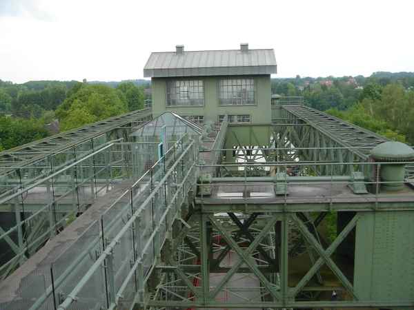 ALTES SCHIFFSHEBEWERK HENRICHENBURG