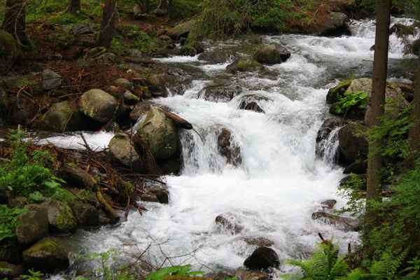 WASSERLAUF VOM STUIBENFALL