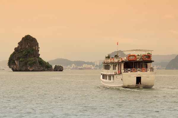 Halong-Bucht 7