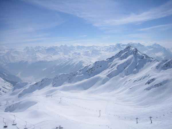Schnee in Savognin