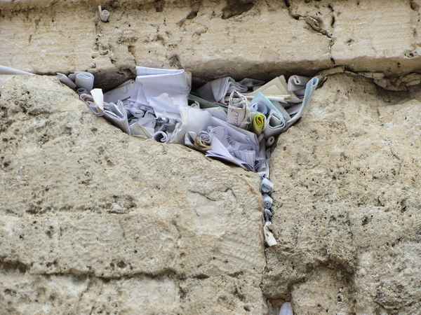 Gebetszettel in der Klagemauer