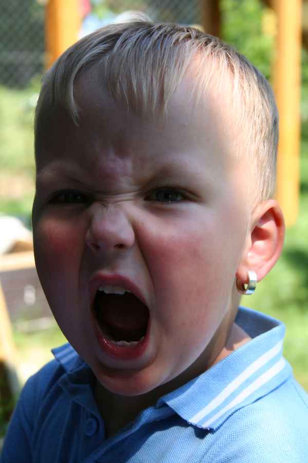 Mein Neffe ist sauer....; )))