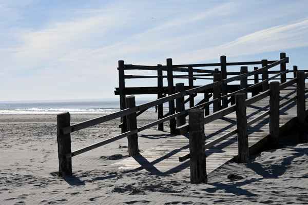Plattform f&uuml;r die Strandk&ouml;rbe von SPO