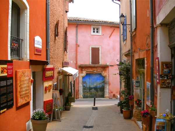 Roussillon Rue Richard Casteau