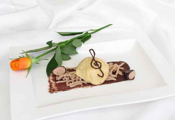 Kastanienmousse - ein herrliches Dessert!