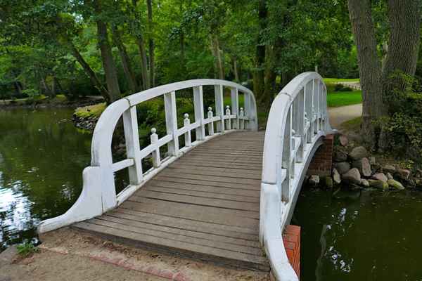 mit Schwung auf die andere Seite...