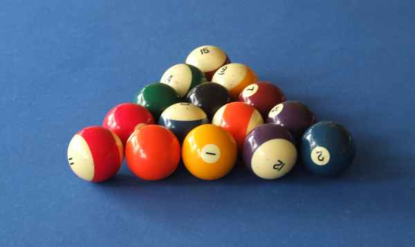 Pool-Billard Auftakt