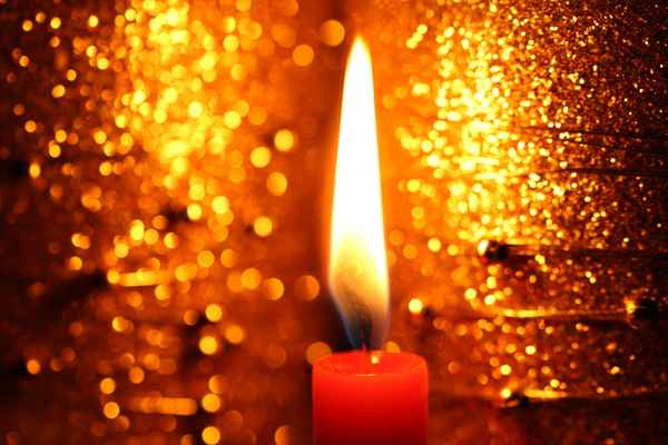 Glitzerndes Kerzenlicht II