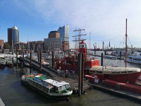 Hamburg Landungsbrücken
