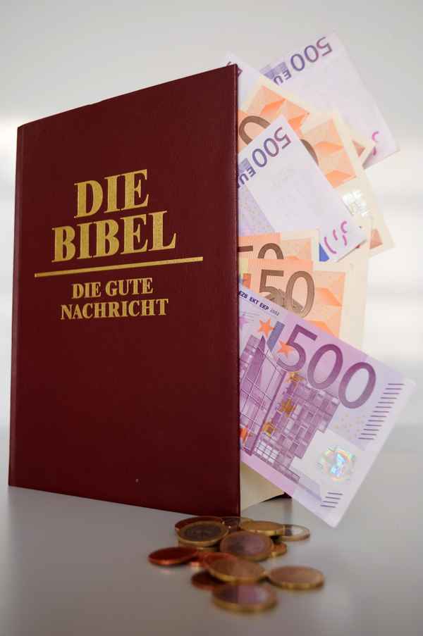 Kirche und Geld